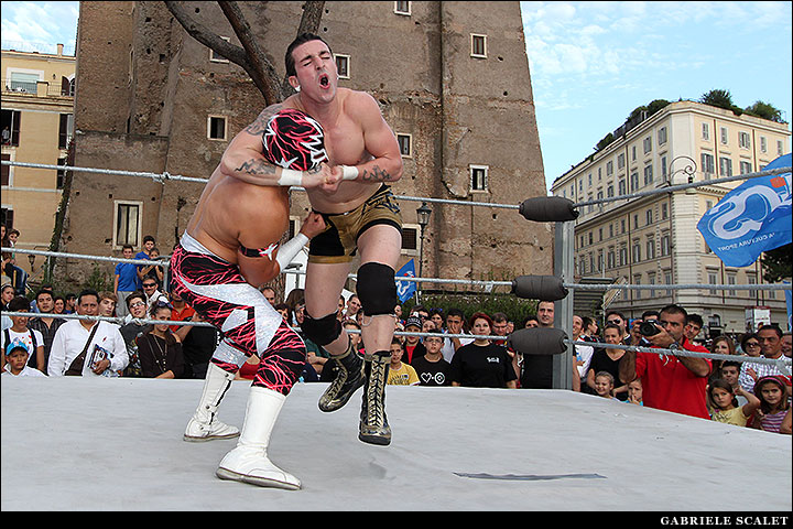 Super Nova wrestler