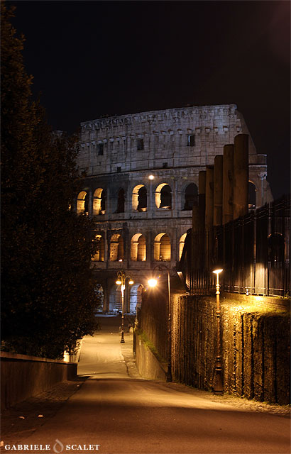 Colosseo di notte